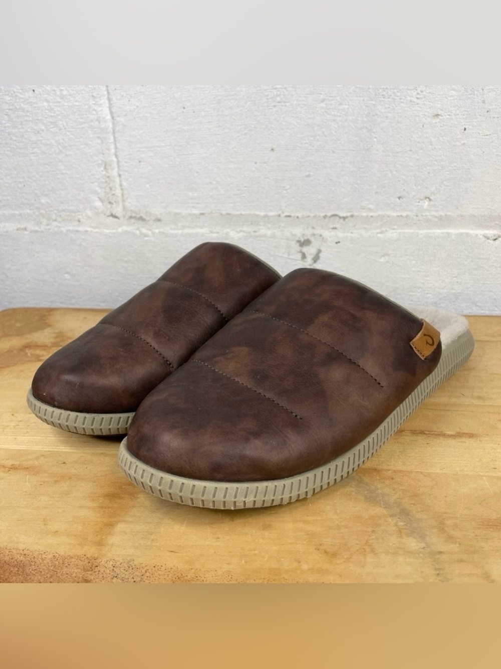 Olukai Mens Size 12 Mua 'Ili Mule Slipper
